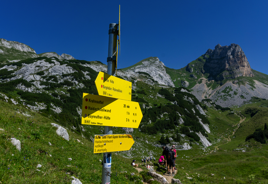 Entdecken Sie das Rofangebirge in der Nähe von Maurach.