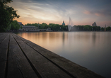 Der Maschsee von Hannover besticht durch seine Lage in der Stadt.