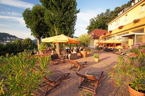 Biergarten des BSW Ferienhotels Lindenbach