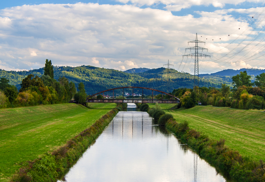 Erkunden Sie die schöne Natur des Schwarzwalds bei Wanderungen und Fahrradtouren rund um Offenburg.