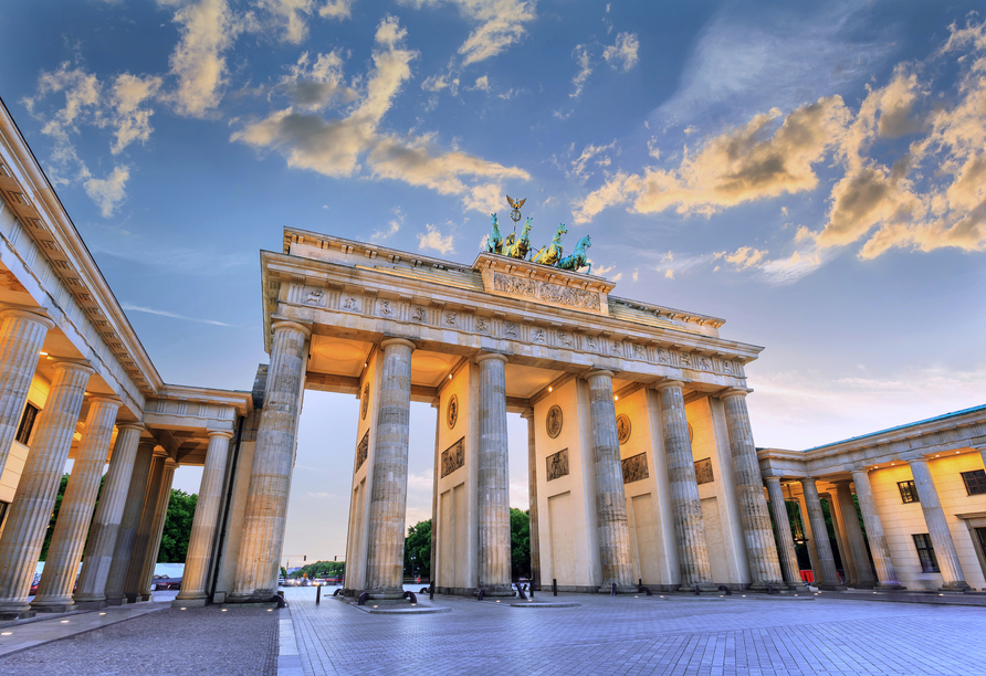 Das Brandenburger Tor müssen Sie gesehen haben.