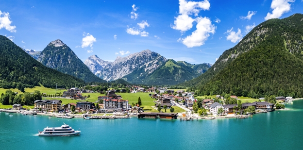 Erleben Sie die atemberaubende Landschaft rund um den Achensee.