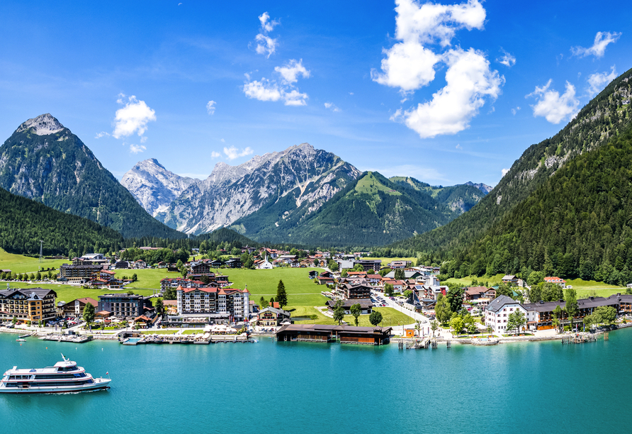 Erleben Sie die atemberaubende Landschaft rund um den Achensee.