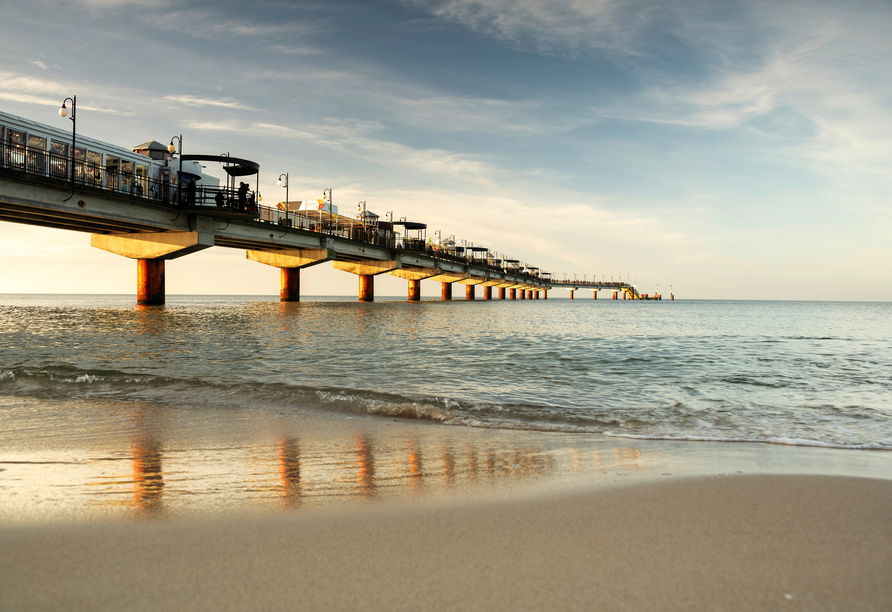 Die Seebrücke in Misdroy ist ein beeindruckendes Bauwerk, das Ihnen eine einmalige Aussicht auf die Ostsee bietet.