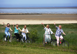 Die Region Wangerland bietet zahlreiche Möglichkeiten für entspannte Rad- und Wandertouren.