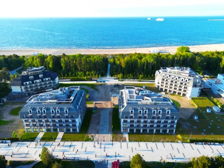 Ihr Hotel liegt direkt am Sandstrand der Ostsee.