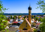 Auf Ihrer Route liegt die Flößerstadt Wolfratshausen, die zwischen Isar und Loisach gelegen ist.