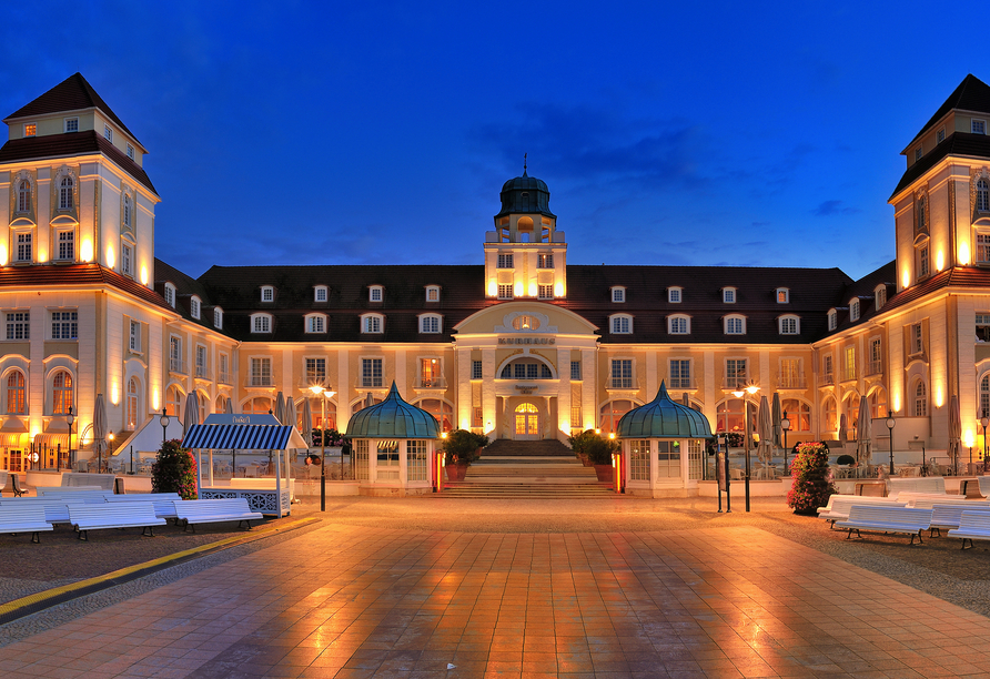 Wie wäre es mit einem Ausflug zum Kurhaus in Binz?