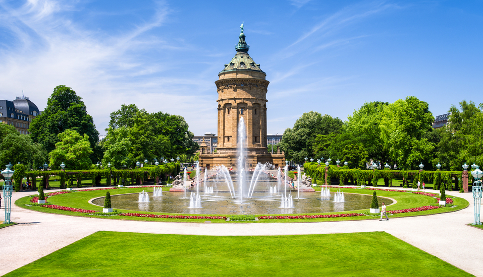 Der Wasserturm Mannheim ist das Wahrzeichen der Stadt.