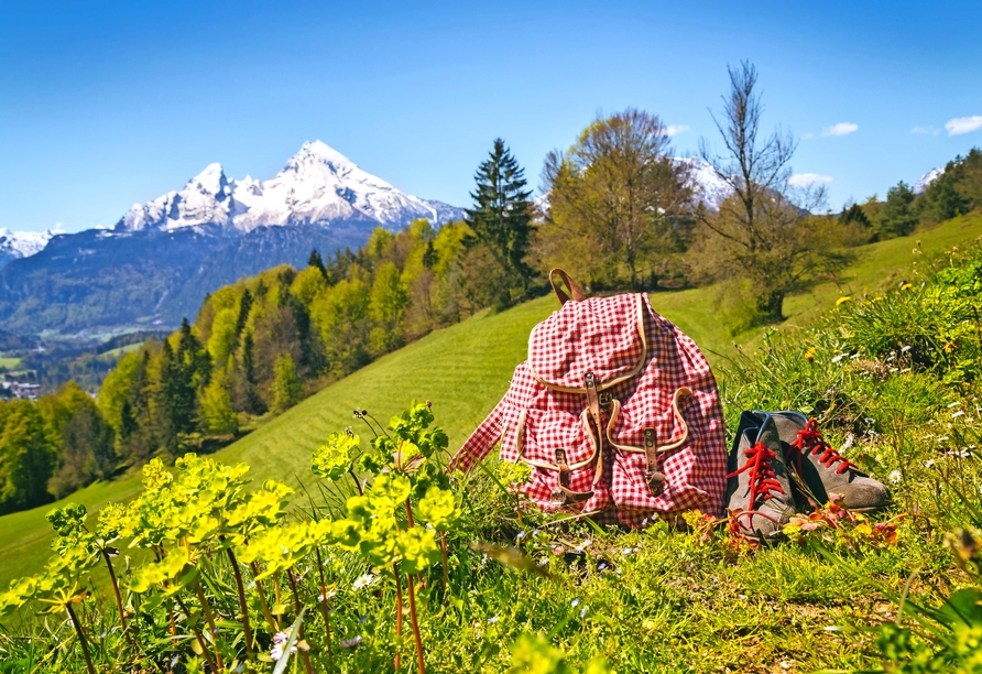 Schnüren Sie die Wanderschuhe und erkunden Sie die malerische Umgebung.