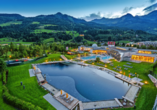 Erholen Sie sich während Ihres Urlaubs in der nahegelegenen Alpentherme Gastein.